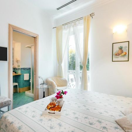 La Vispa Teresa Ischia Luaran gambar
